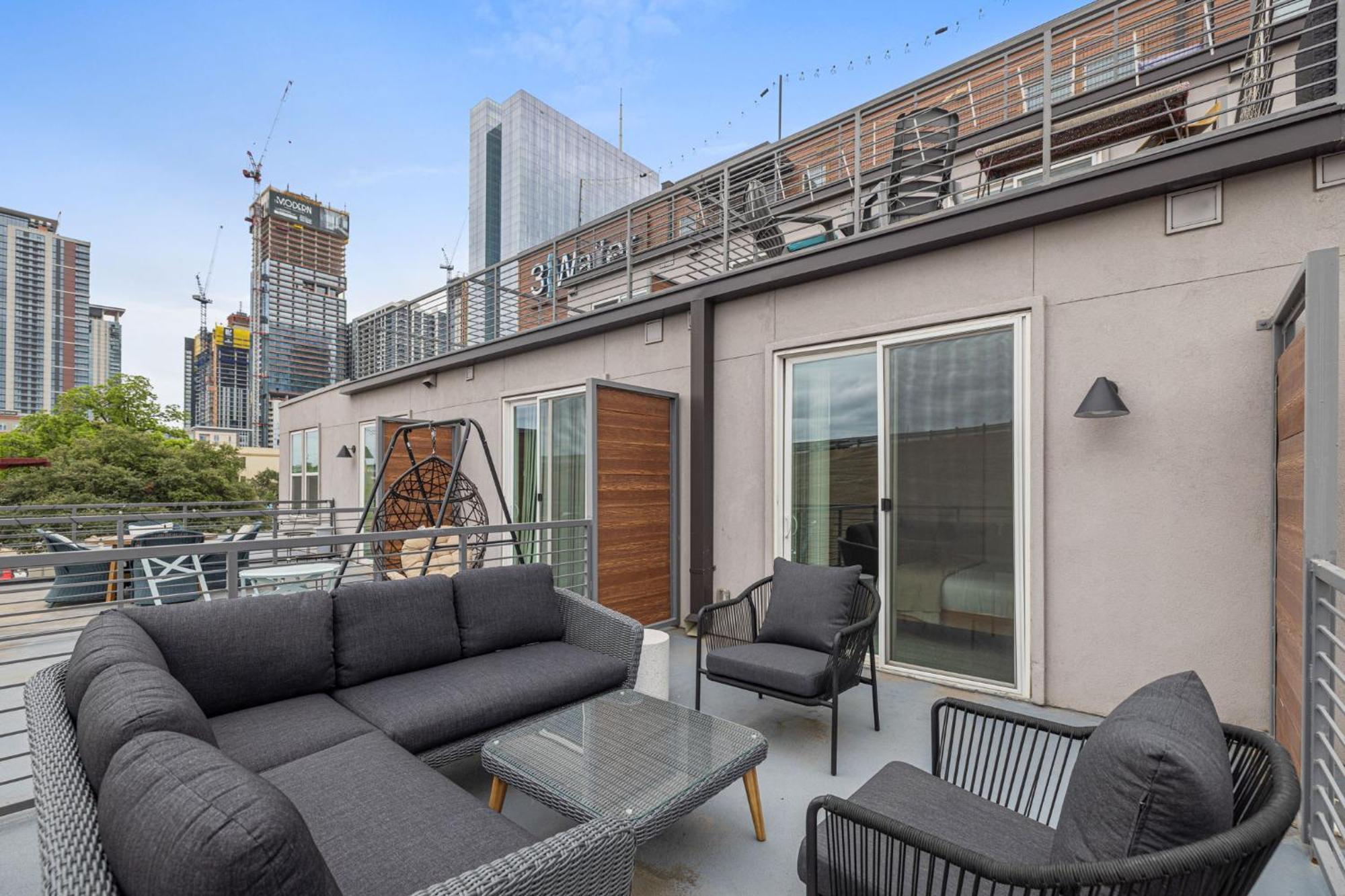 Placemakr Downtown Austin Rum bild